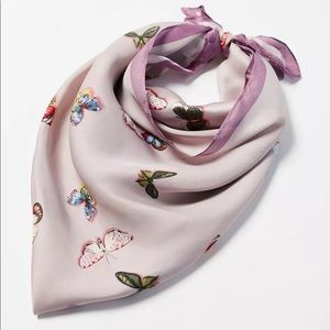 Urban Outfitters-Flutter Printed Bandana